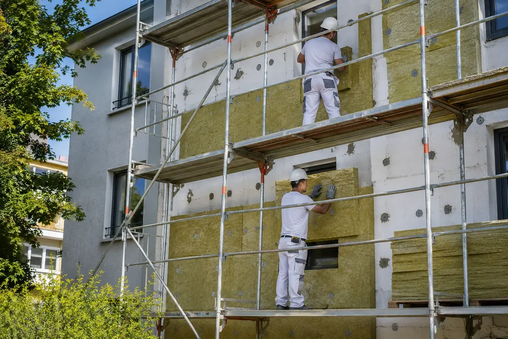 Mehrfamilienhaus wirkungsvoll gedämmt